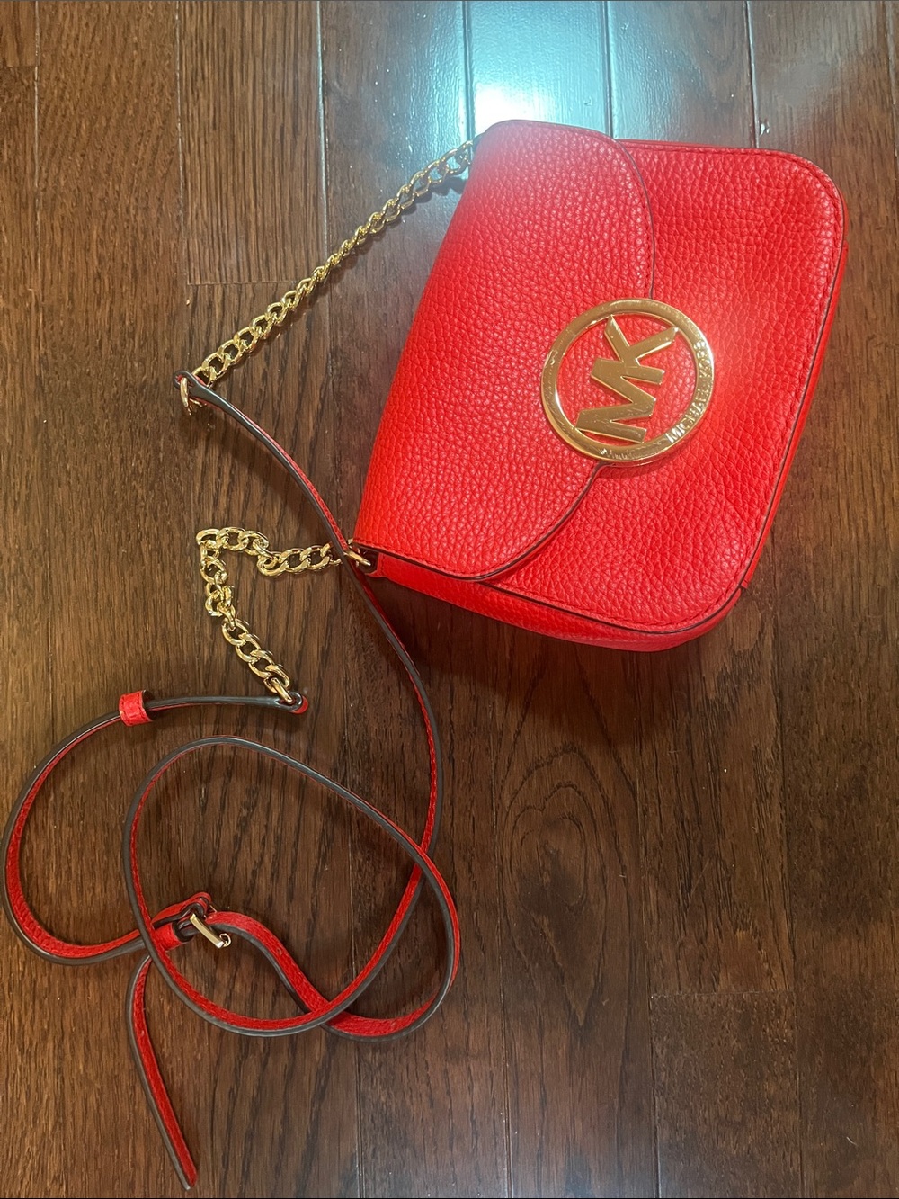 Michael Kors Red Pebbled Leather Crossbody with Gold MK Emblem - Picture 2 of 5